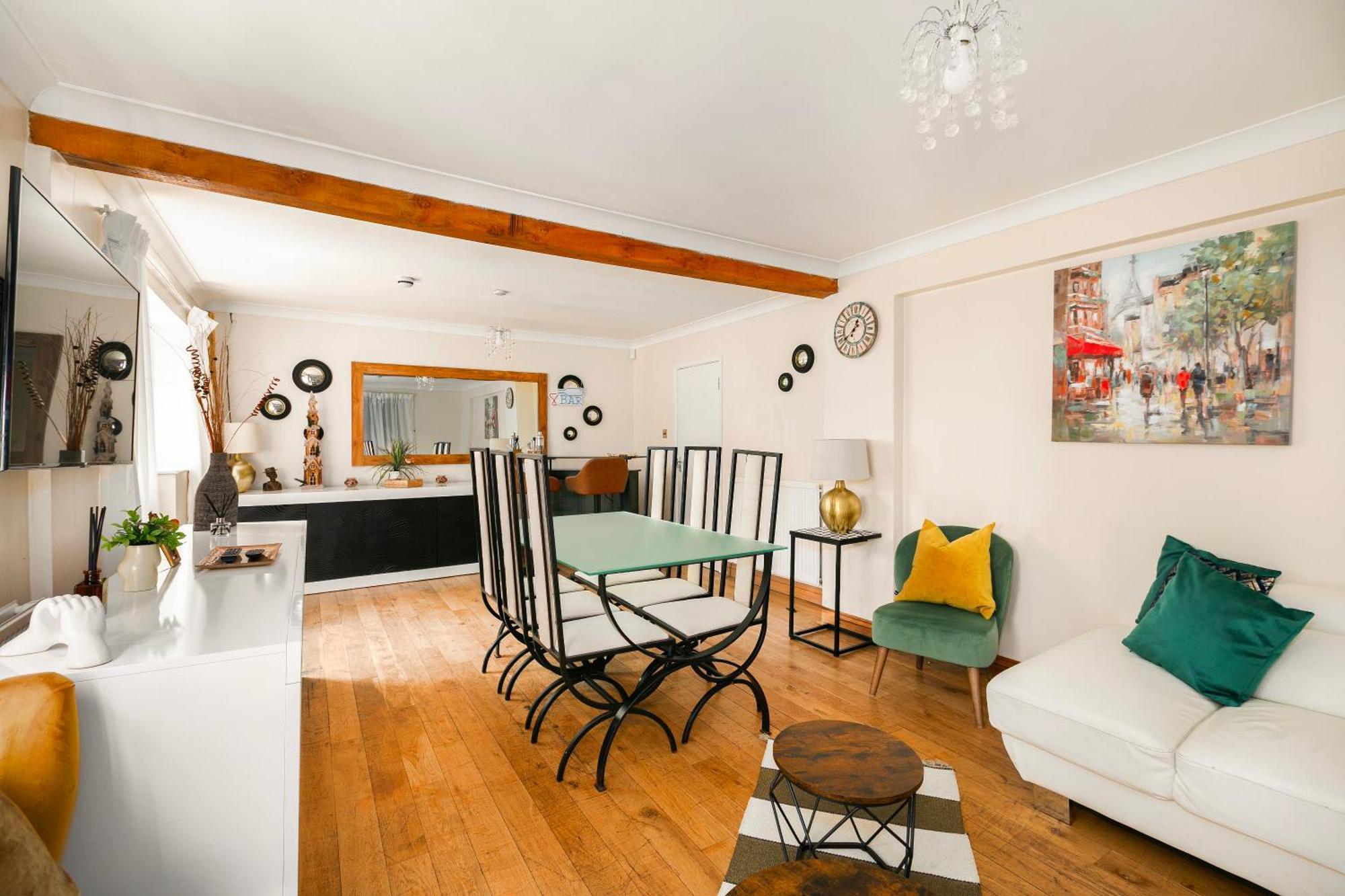 Rural Lodge Stay In Windsor! Hot Tub! Sleeps 20 เบรย์ ภายนอก รูปภาพ