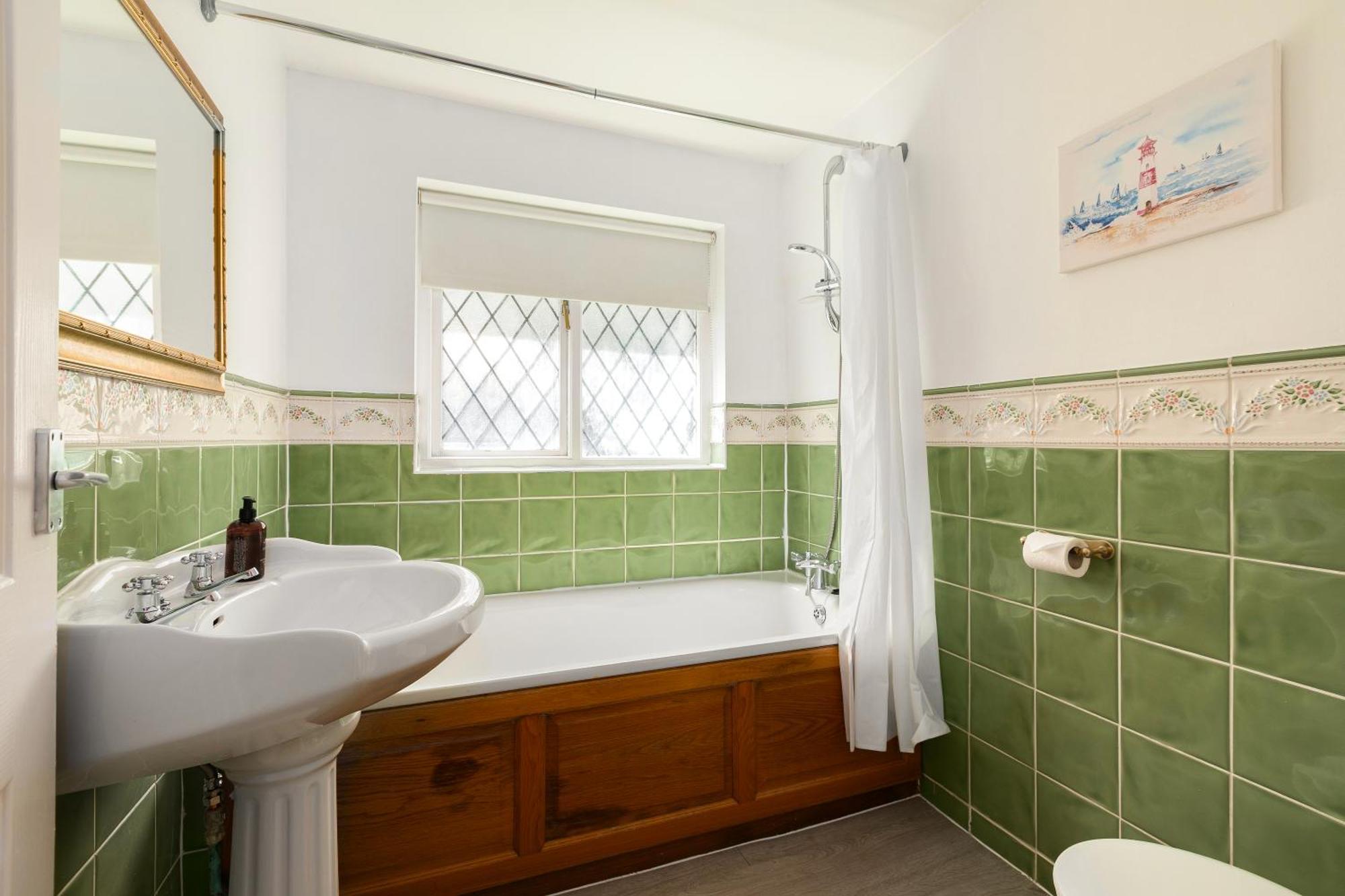 Rural Lodge Stay In Windsor! Hot Tub! Sleeps 20 เบรย์ ภายนอก รูปภาพ